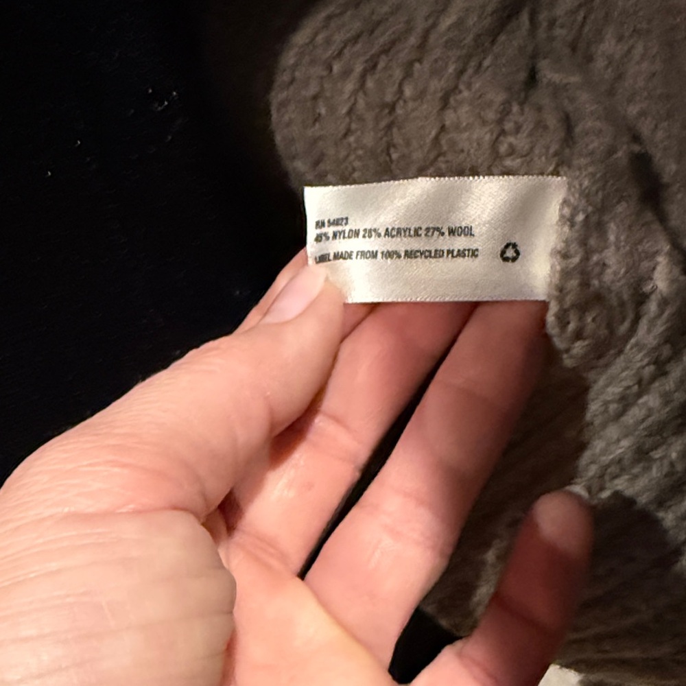 GAP Women's Tan Cardigan Sweater - Picture 3 of 4